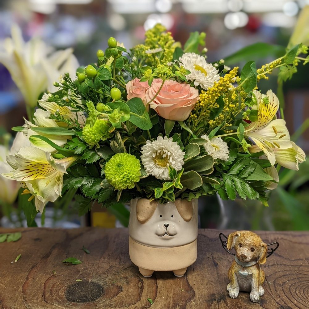 The Sunshine Shop - The custom made arrangement for my friend who lost her elderly pup this morning. - Florists Near Me - Dayville, Connecticut