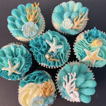 Delectable by Design - She'll bouquet - Cupcakes Near Me