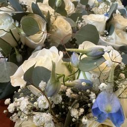 Bridesmaids bouquets Bridesmaids bouquets