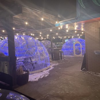 Surfside Burger Bar - Igloo pods - Sandwiches Near Me - Meredith, New Hampshire