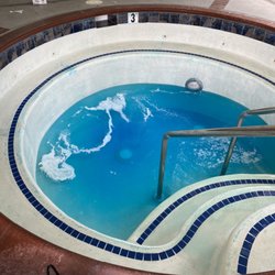 Roman Pool Repair - Mid acid wash. All the blue is copper staining removed from the walls.