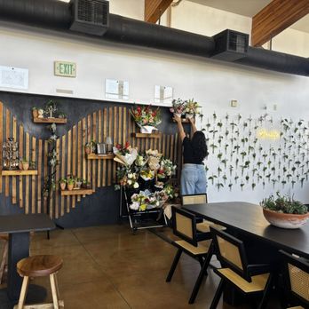 Amate Coffee - Inside - Coffee & Tea Near Me - Lancaster, California