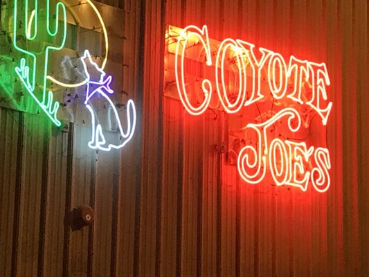 COYOTE JOE’S - 37 Photos & 57 Reviews - Music Venues - 4621 Wilkinson