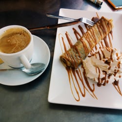 Arábica - Creps de dulce de leche con café con leche