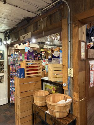 Brooks Shaw's Old Country Store by null