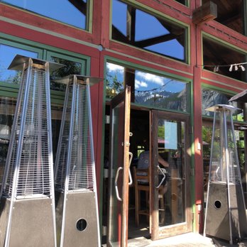 Howe Sound Inn & Brewing Co. - Brewpubs Near Me - Squamish, British Columbia