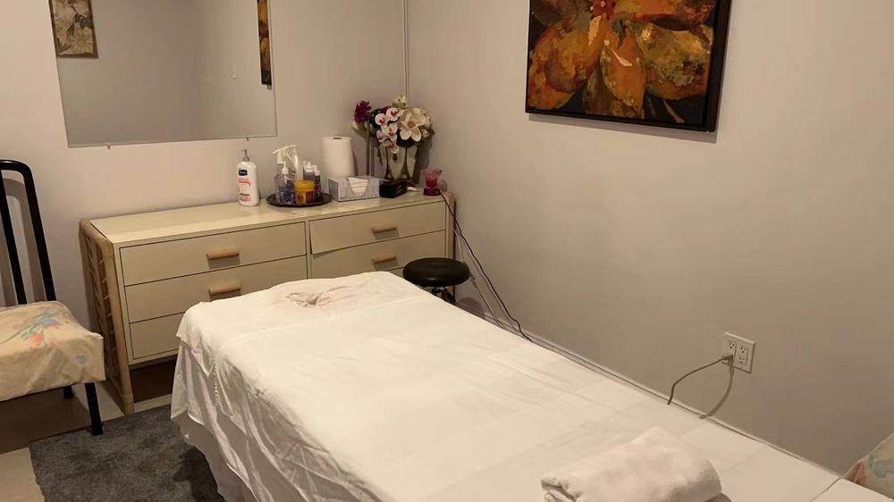 Best Massage Spa Logo