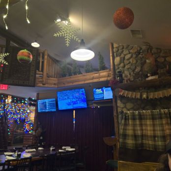 Aspen Restaurant - Bar - Banquets - Lodge atmosphere - American Near Me - Macomb, Michigan