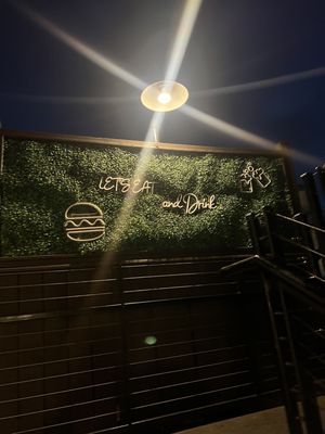 McCray's Tavern by null