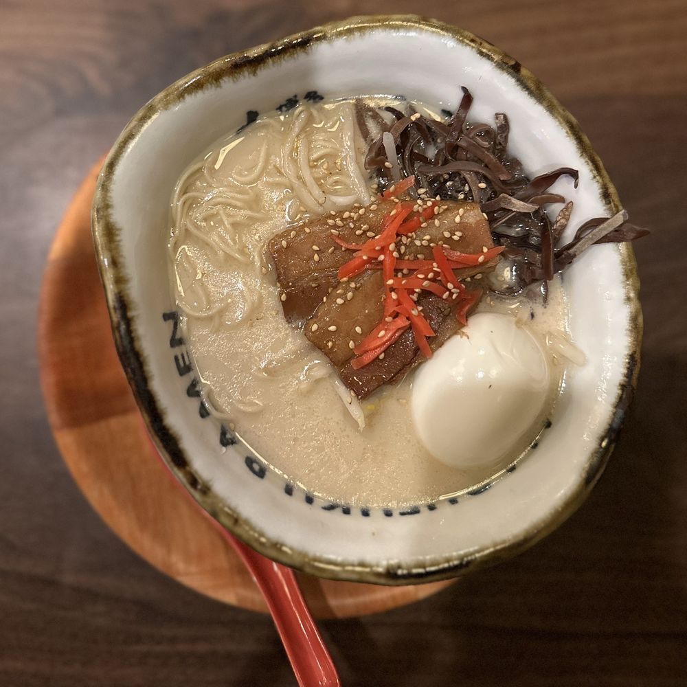 Marufuku Ramen - Hakata Tonkotsu Ramen - no spice and no green onions added. Very good meal! - Ramen Near Me - Las Vegas, Nevada Marufuku Ramen - Hakata Tonkotsu Ramen - no spice and no green onions added. Very good meal! - Ramen Near Me - Las Vegas, Nevada