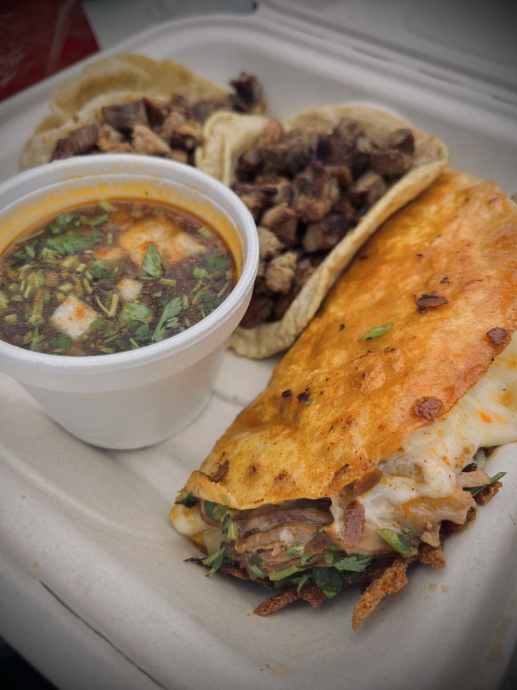 El Tacoyos