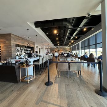 Restaurant 917 - Very cool design and layout. - New American Near Me - Carson, California Restaurant 917 - Very cool design and layout. - New American Near Me - Carson, California