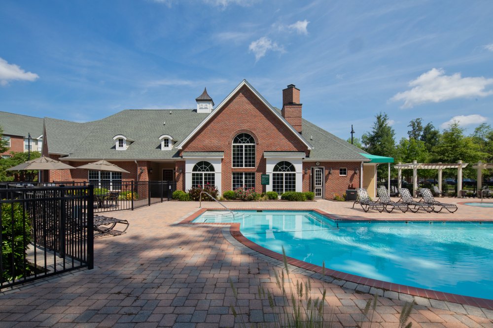 VILLAGES OF STONEY RUN Updated October 2024 63 Photos 650 Stoney