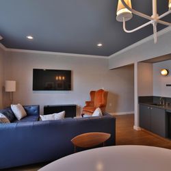 Westfield Inn