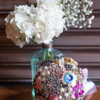 Pure Plush Photography - Brooch bouquet and venue flowers... - Event Photography Near Me - Houston, Texas Pure Plush Photography - Brooch bouquet and venue flowers... - Event Photography Near Me - Houston, Texas