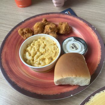 Pollo Campero - 6 Campero Nuggets (100% White Meat) - Chicken Shop Near Me - Orlando, Florida