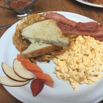 Johnny's Diner - Thick cut bacon and REAL hashbrowns - Breakfast & Brunch Near Me - Puerto Vallarta, JAL Johnny's Diner - Thick cut bacon and REAL hashbrowns - Breakfast & Brunch Near Me - Puerto Vallarta, JAL