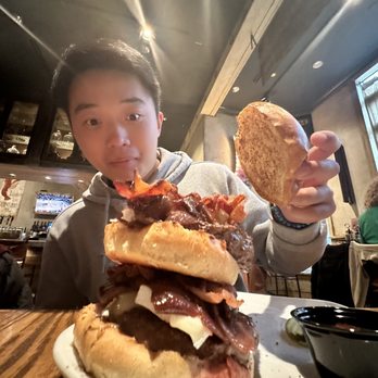 Flip Side - Hudson - Burgers Near Me - Hudson, Ohio