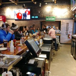 Montana's BBQ & Bar