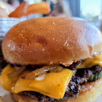 Amaterra Winery - Wagyu Smash Burger is fantastic and only better with the bacon jam. - Wine Tasting Room Near Me - Portland, Oregon