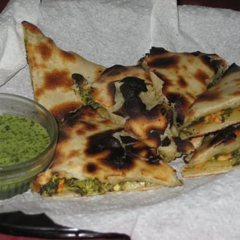 Himalayan Kitchen - Onion Naan - Indian Near Me - Honolulu, Hawaii