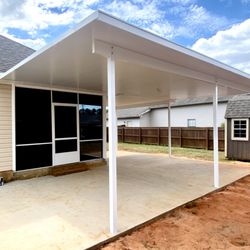Navy Point Patio & Screen