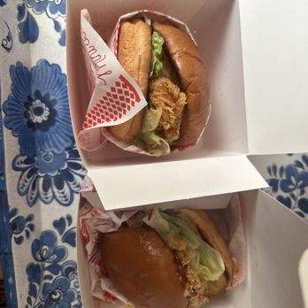 Burger Hub - Really enjoyed the CRUNCHY ZINGER would highly recommend! - Halal Near Me - Sacramento, California Burger Hub - Really enjoyed the CRUNCHY ZINGER would highly recommend! - Halal Near Me - Sacramento, California