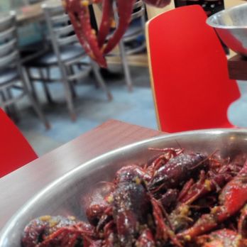 Mo City Crawfish - Large crawfish - Seafood Near Me - Missouri City, Texas Mo City Crawfish - Large crawfish - Seafood Near Me - Missouri City, Texas