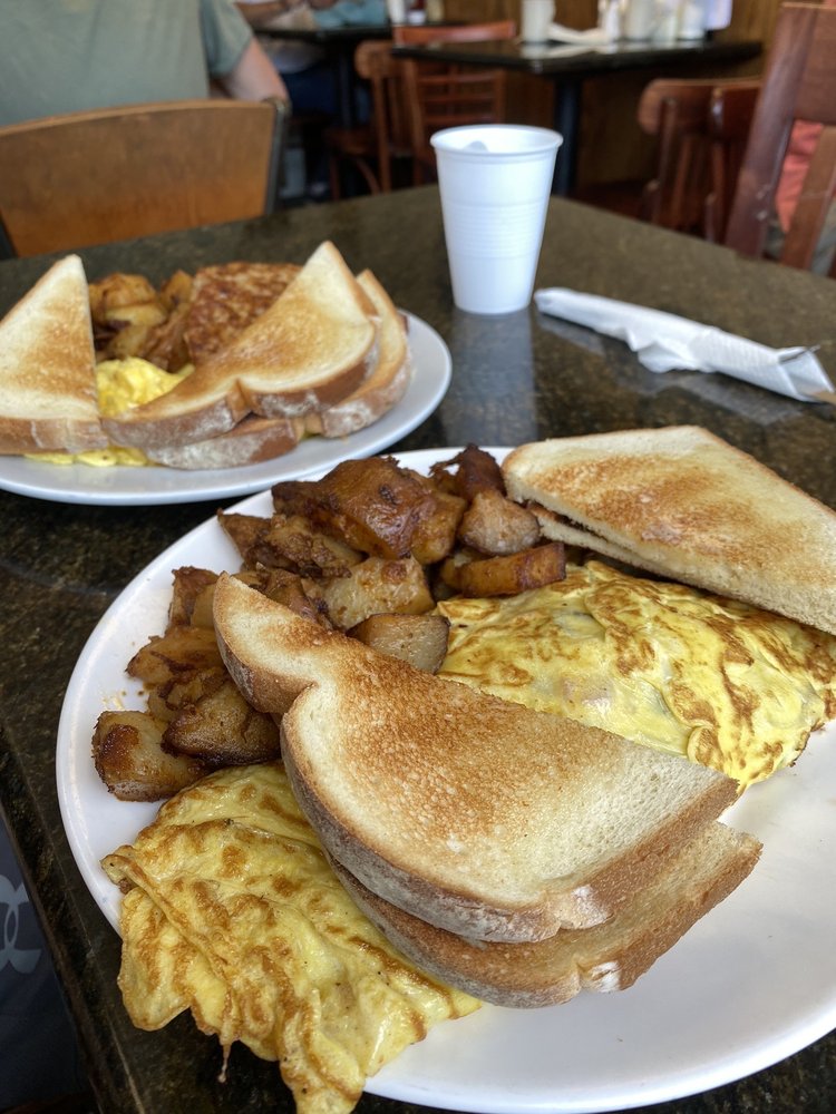 WESTON ROAD CAFE 13 Photos & 44 Reviews 336 Weston Rd, Wellesley