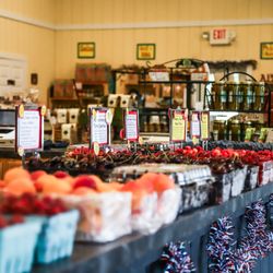 Rennhack Orchards Market
