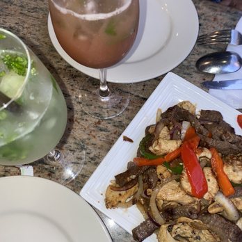 Malecon Restaurant - Chicken Breast and Pepper Steak - Dominican Near Me - New York, New York Malecon Restaurant - Chicken Breast and Pepper Steak - Dominican Near Me - New York, New York