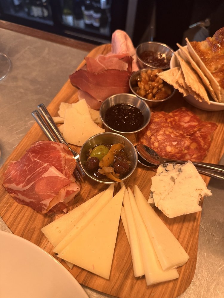 BACARO PRIMO 10 Reviews 323 E 55th St, Kansas City, Missouri