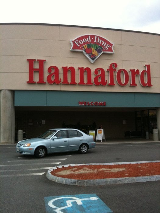 HANNAFORD FOOD AND DRUG Updated September 2024 12 Reviews 859 Hanover St, Manchester, New