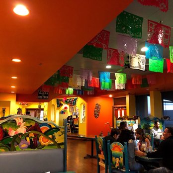 Mariscos La Playa - Beautiful ambience - Seafood Near Me - Albuquerque, New Mexico