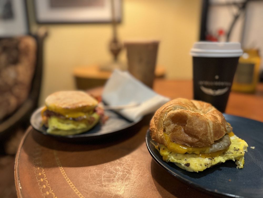 JITTERS Updated September 2024 38 Photos & 71 Reviews 178 N