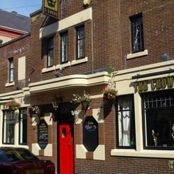The Crown - The Crown, Caernarfon
