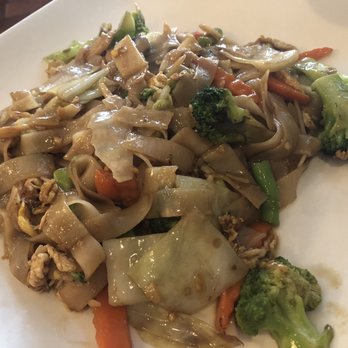 Tasty Thai & Sushi - Pad See Eu - Sushi Bars Near Me - Mt Pleasant, South Carolina Tasty Thai & Sushi - Pad See Eu - Sushi Bars Near Me - Mt Pleasant, South Carolina