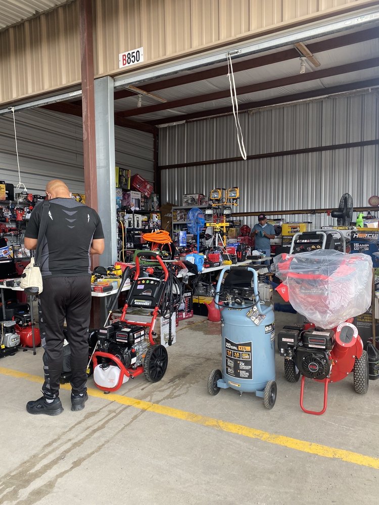 ALAMO FLEA MARKET Updated September 2024 18 Photos & 11 Reviews