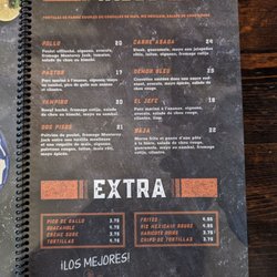Carlos & Pepe's