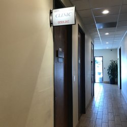 Akeso Occupational Health - Paramount - Entrance to urgent care
