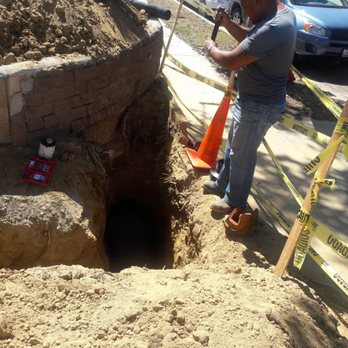 LRJ Construction - Examining the trench - General Contractors Near Me LRJ Construction - Examining the trench - General Contractors Near Me