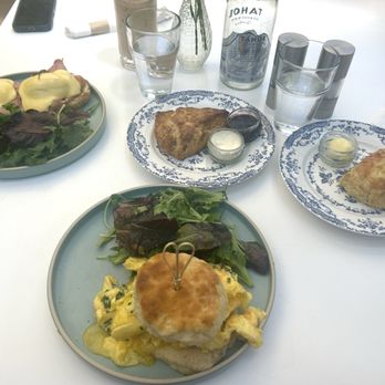 Sunflower Caffe - * Buttermilk Biscuit Sandwich** scones * Eggs Benedict - Coffee & Tea Near Me - Sonoma, California Sunflower Caffe - * Buttermilk Biscuit Sandwich** scones * Eggs Benedict - Coffee & Tea Near Me - Sonoma, California
