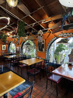 Avila's El Ranchito by null