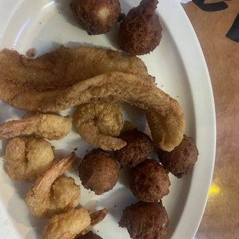 Bubba Jax Crab Shack - Seafood platter - Seafood Near Me - Valdosta, Georgia