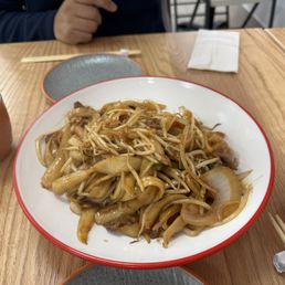 H2. Stir-fried Beef Noodles