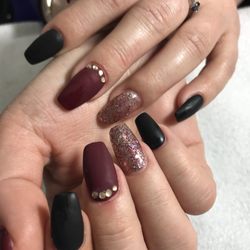 Kim's Nails & Salon