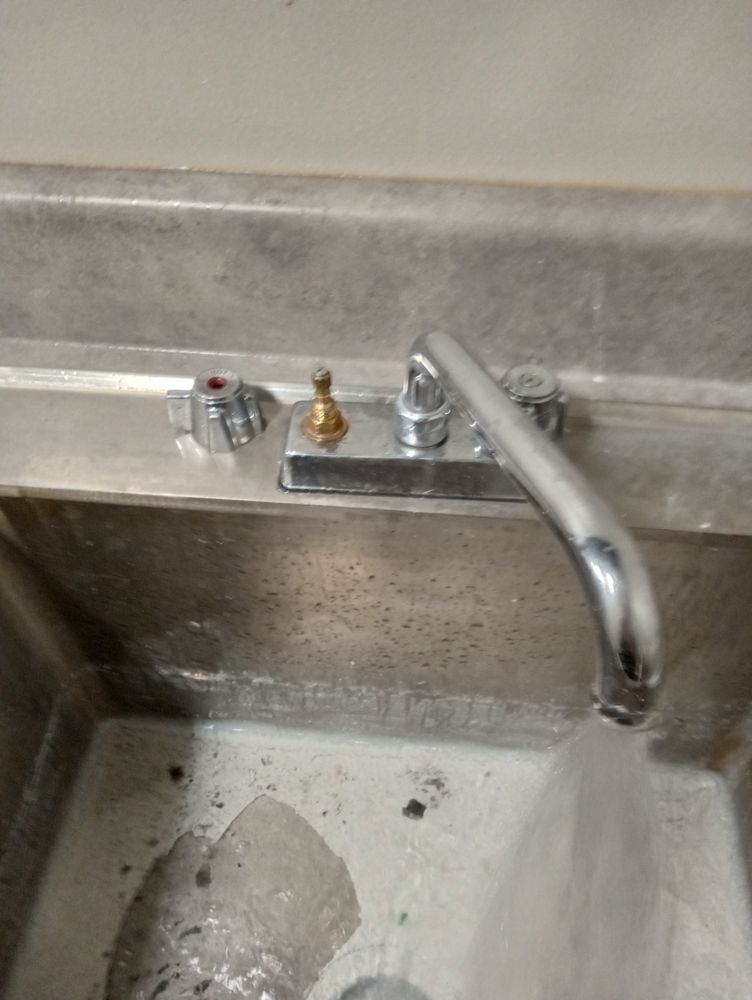 Slide of Vazquez Plumber