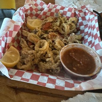The Bing Pizzeria - Calamari and marinara sauce - Pizza Near Me - League City, Texas