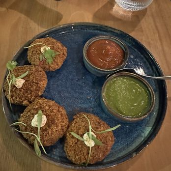 Khazana - Chana Jor Crumpet, Granny Smith 'Chhundo' - Indian Near Me - Palo Alto, California