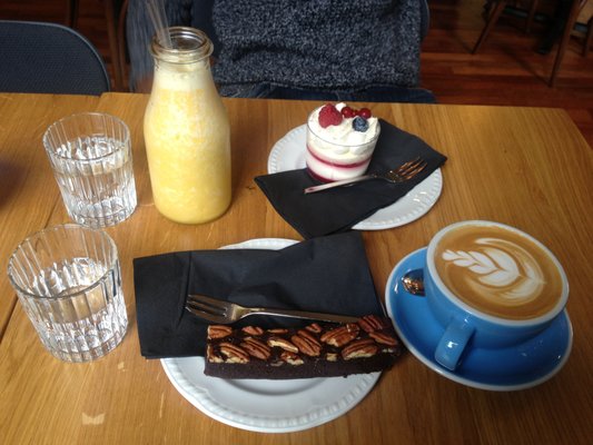 Cafe Noir by null